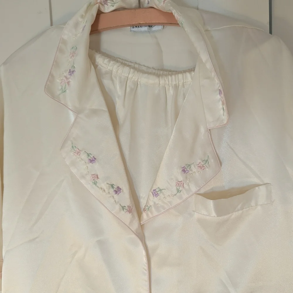 Entienne size medium